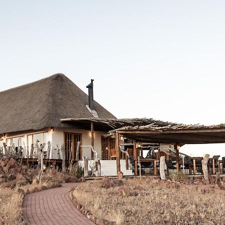 Desert Homestead Lodge Сесрием Екстериор снимка